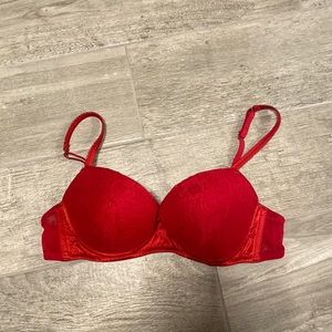 Intimissimi red bra